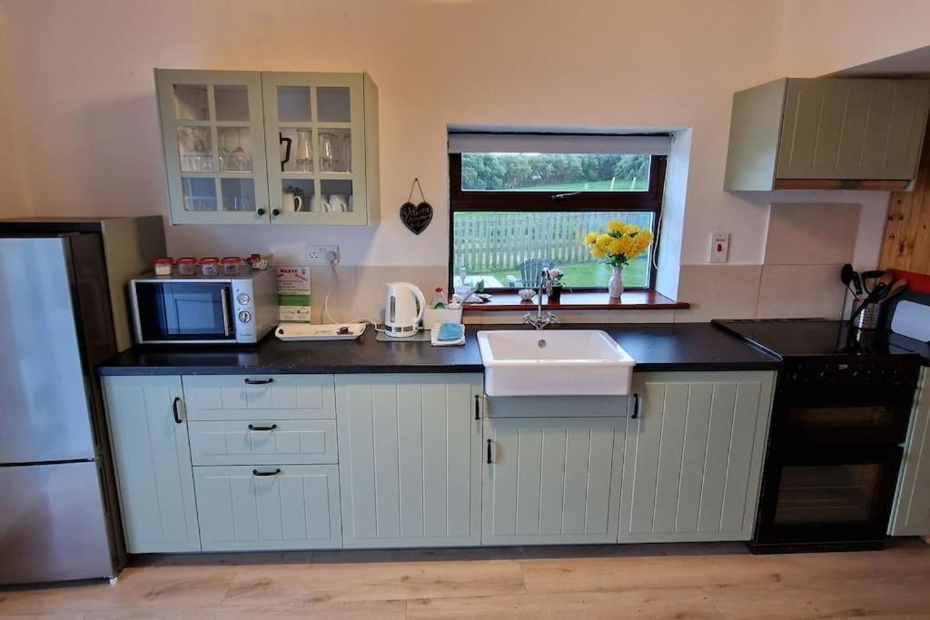 Sunriseview Cottages Wicklow Exterior foto